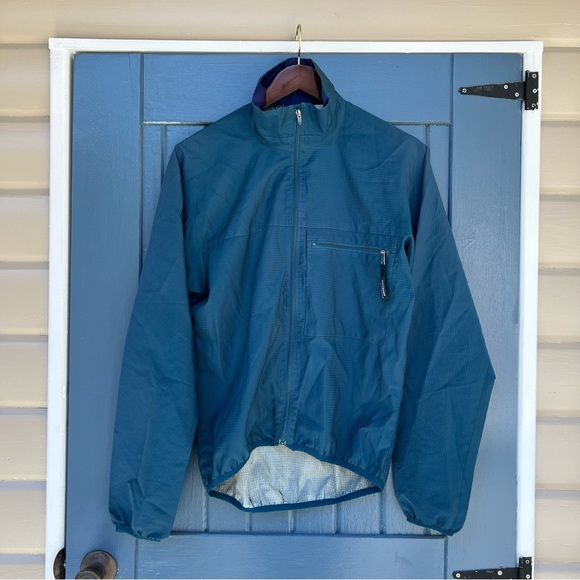 Vintage Patagonia Windbreaker
Jacket men’s Size S - Picture 3 of 11